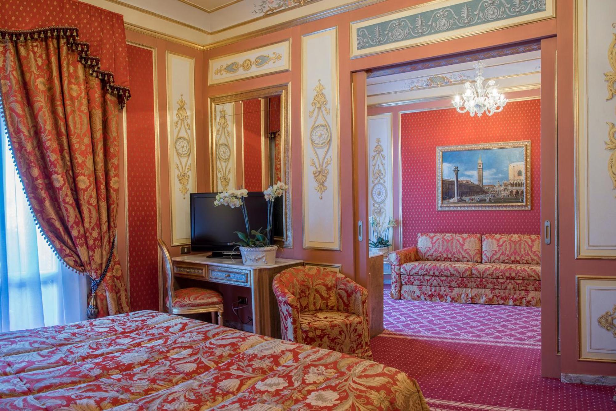 Regina Palace